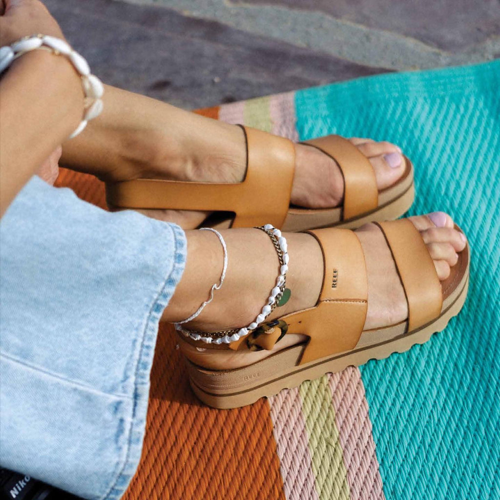 Reef Vista Hi Buckle Sandal