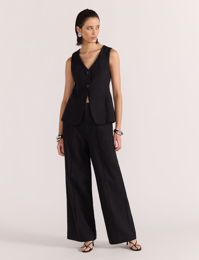 Staple The Label Athena Longline Vest