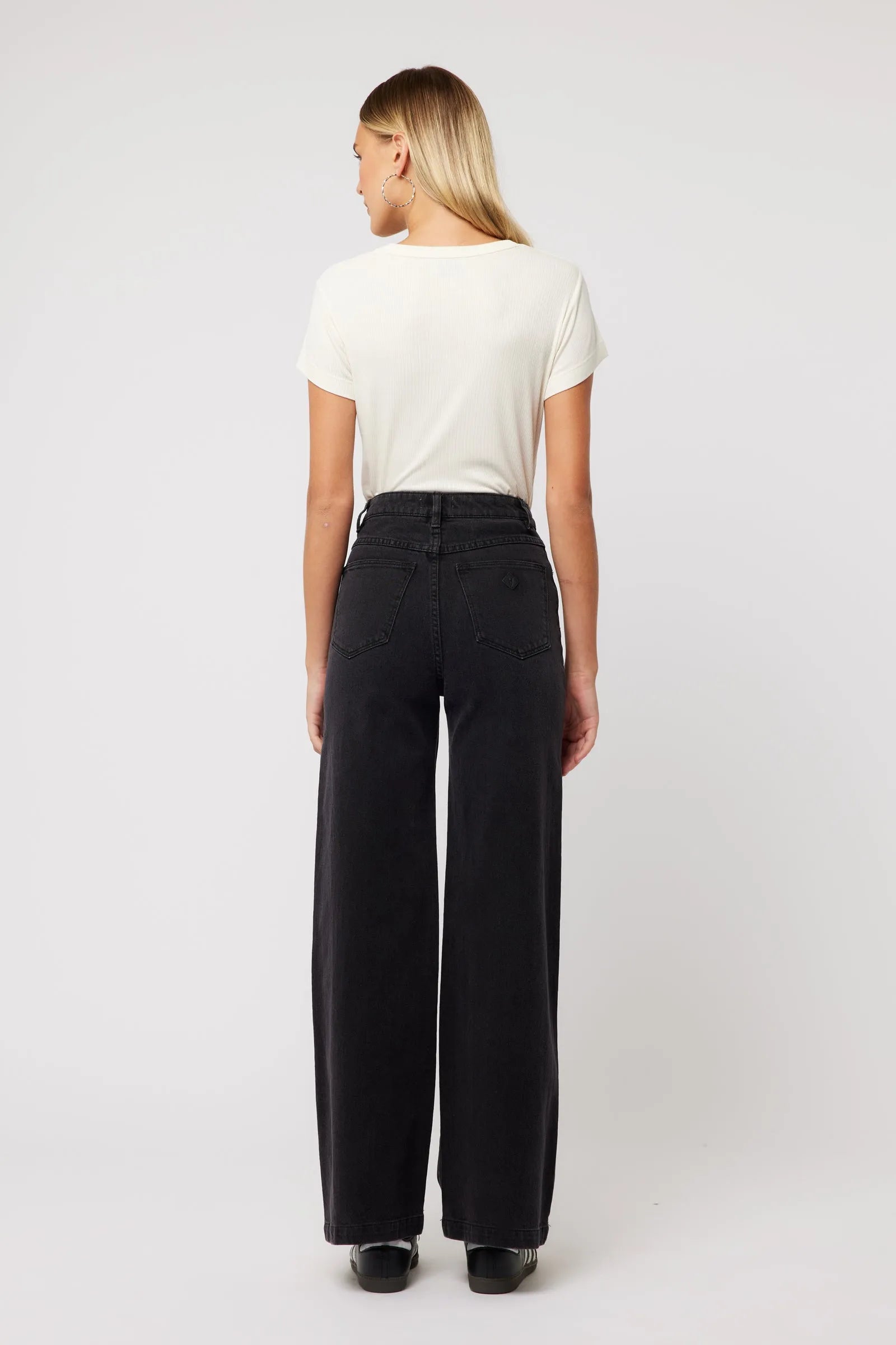 Abrand 94 Wide Sophie