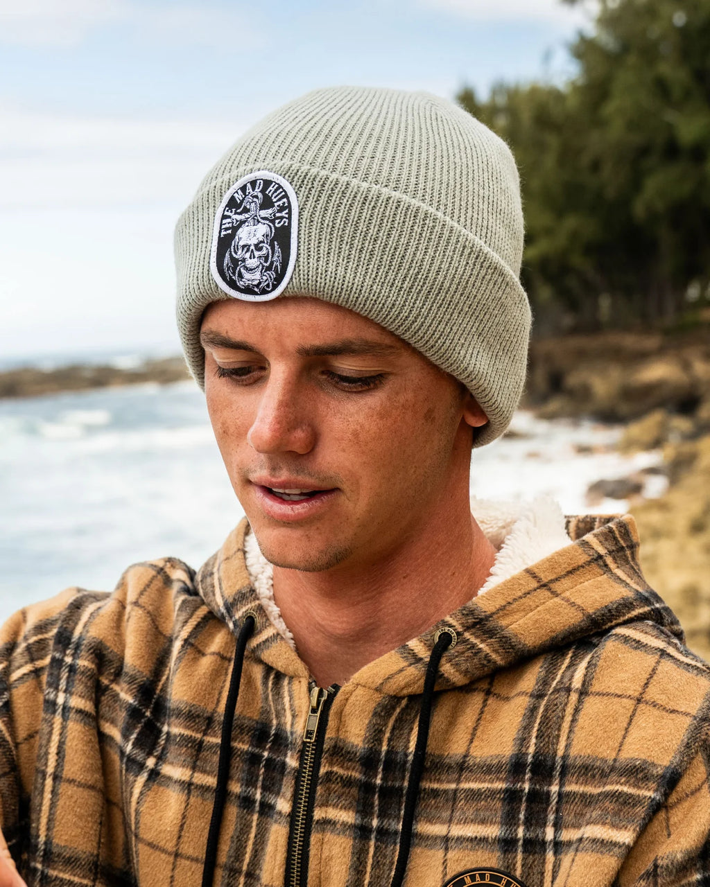 The Mad Hueys Rope Skull Anchor Relaxed Beanie