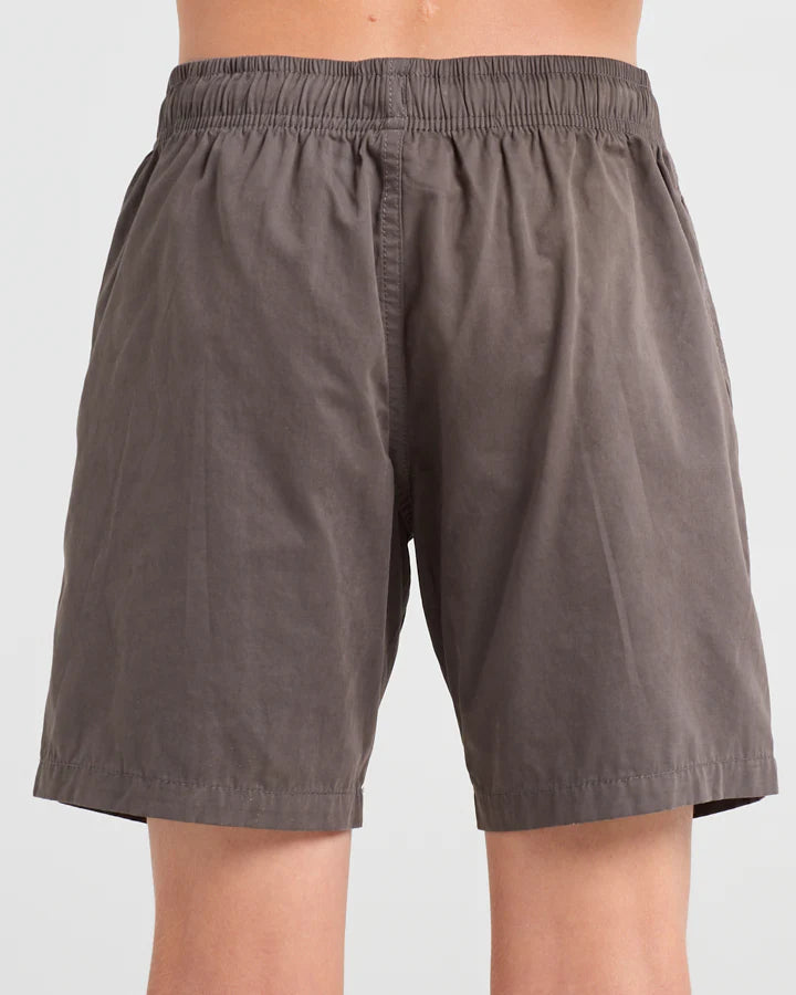 The Mad Hueys Skull Anchor 15' Volley Short
