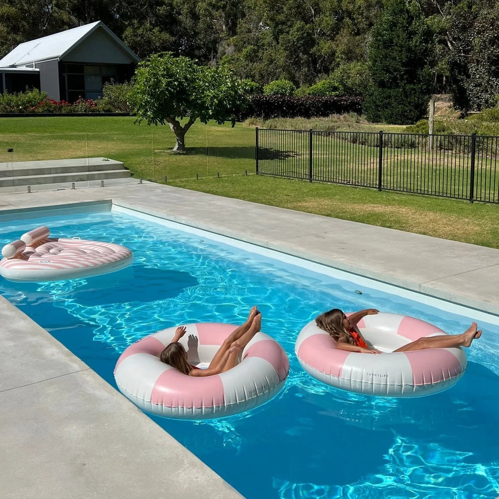 Sunny Life Stole My Heart Luxe Tube Pool Ring
