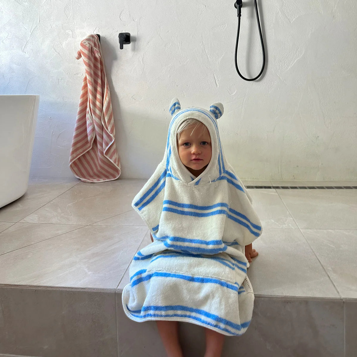 Sunny Life Sammy The Seagull Kids Character Hooded Towel