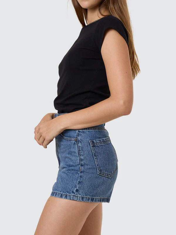 Thrills Erica Short