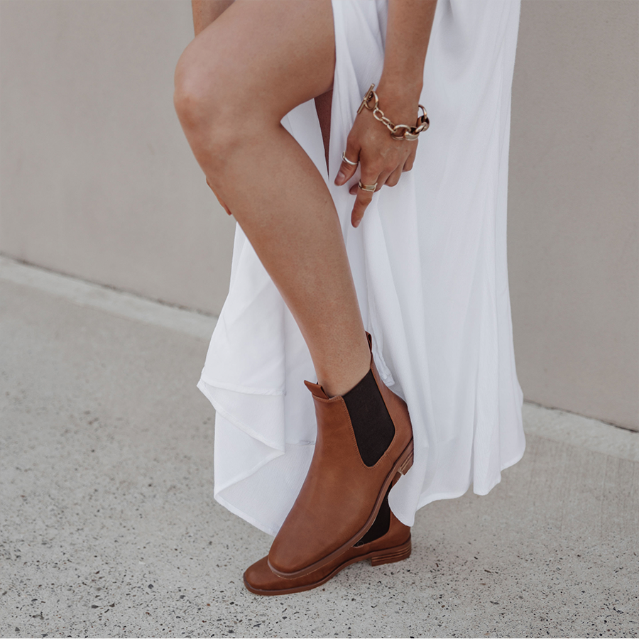 Verali Harper Chelsea Boots
