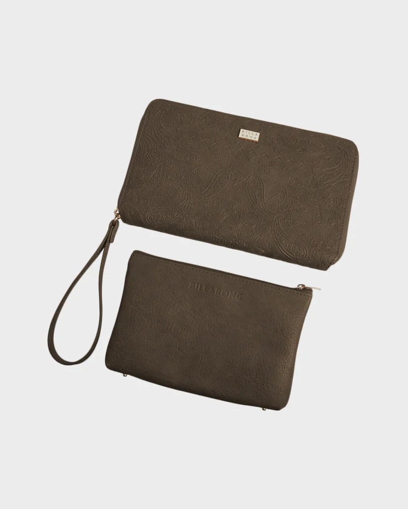 Billabong Golden Hour Travel Wallet