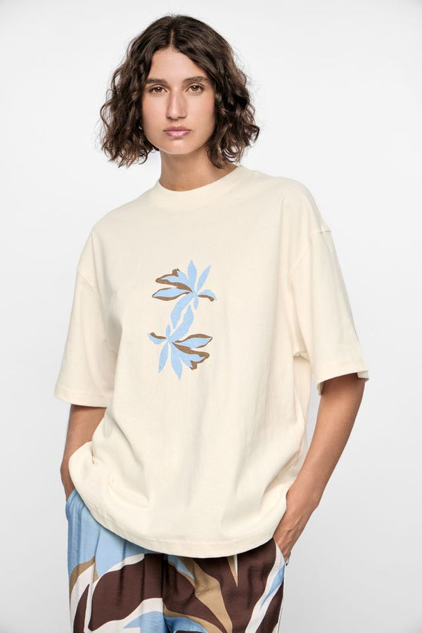 Staple The Label Mae Graphic Tee