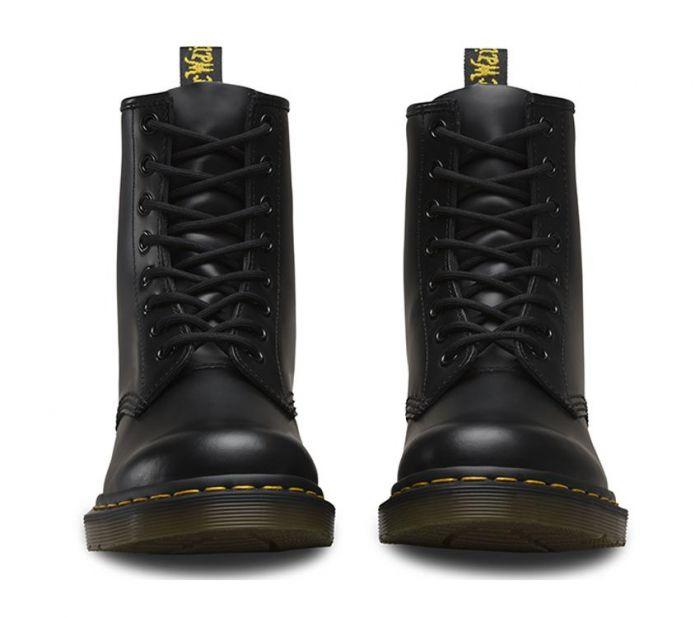 Dr Martens 8 Up Boot